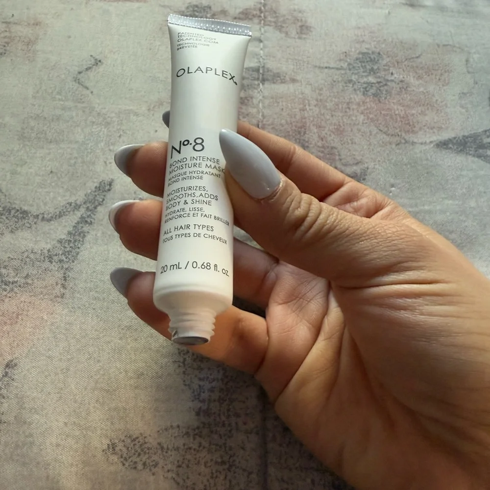 OLAPLEX White Treatment & Mask for Intense Hair Hydration